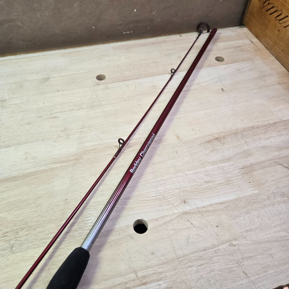 BERKLEY GRAPHITE ( 7 G.C.R.) CHERRYWOOD 2 PIECE FISHING ROD CRC30- 6' 6"